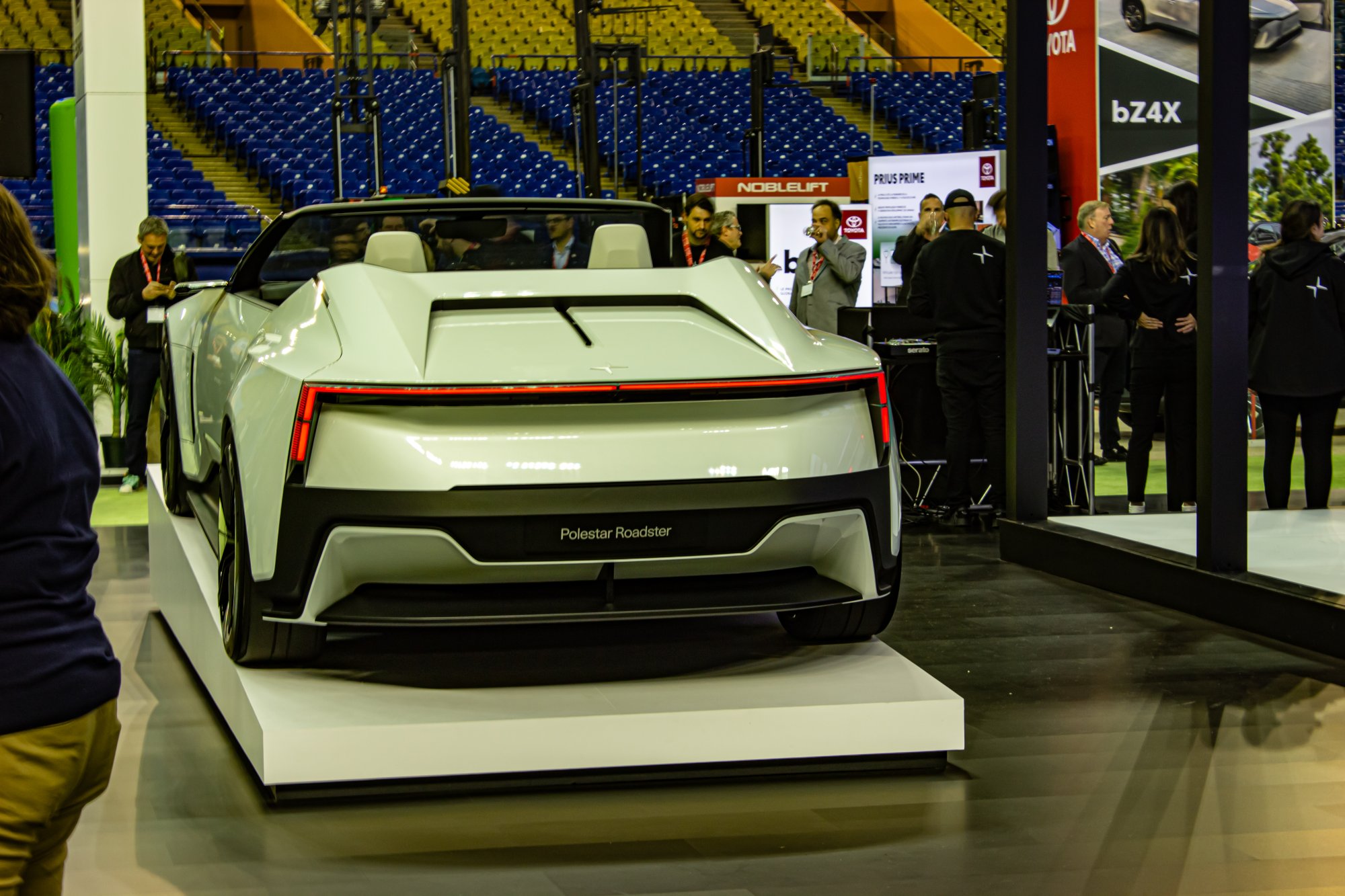 Polestar Concept 6
