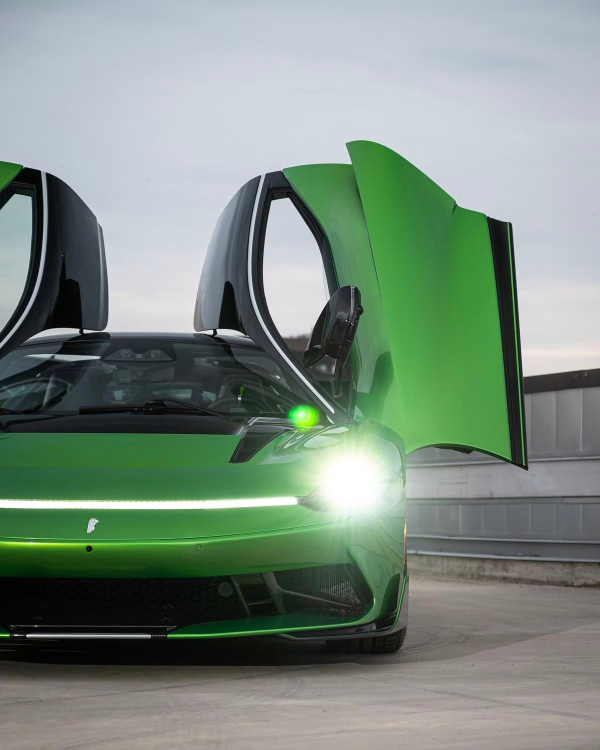 La première Pininfarina Battista au Canada