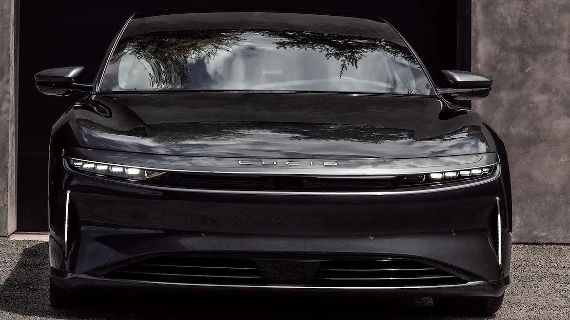 Lucid Air Stealth 2023