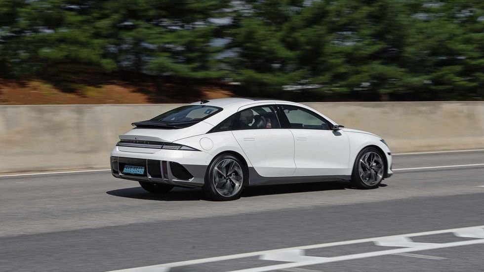 Hyundai Ioniq 6