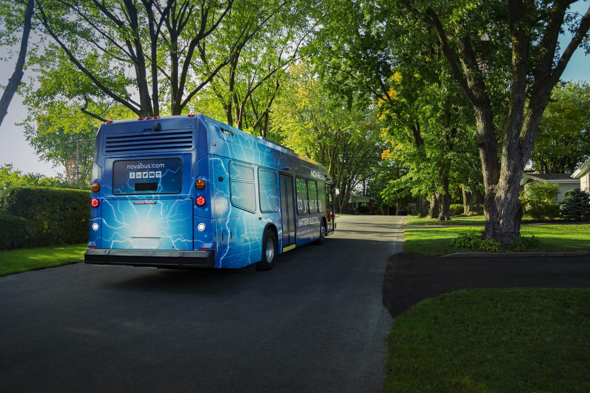 1 229 autobus électriques au Canada