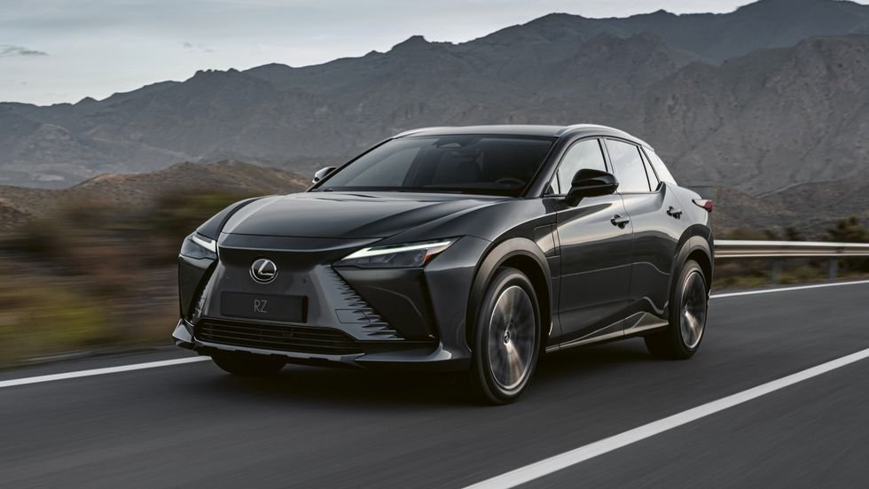 Lexus RZ
